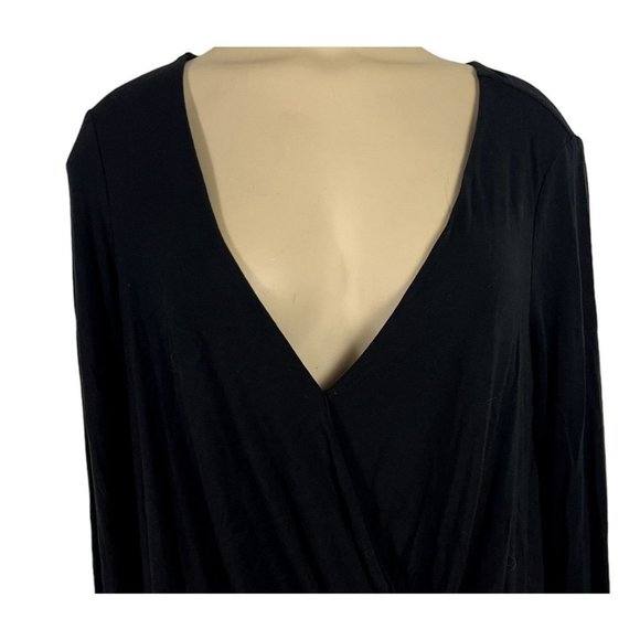 American Eagle Soft & Sexy black T shirt size XS draped front, deep v-neck, long - Picture 2 of 8